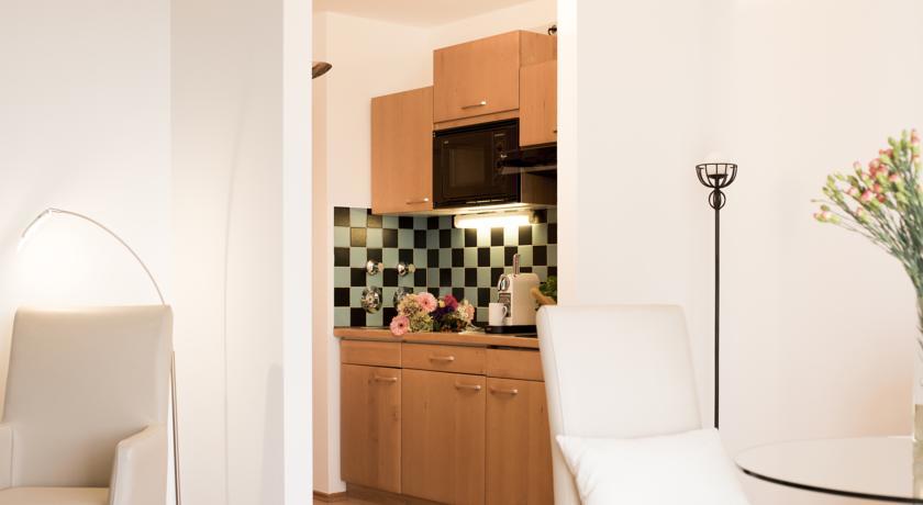 Parkside Apartment House Düsseldorf Extérieur photo