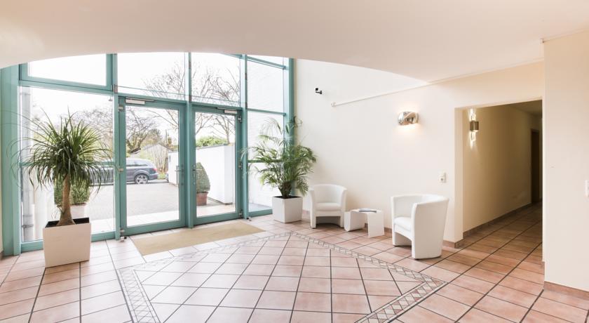 Parkside Apartment House Düsseldorf Extérieur photo